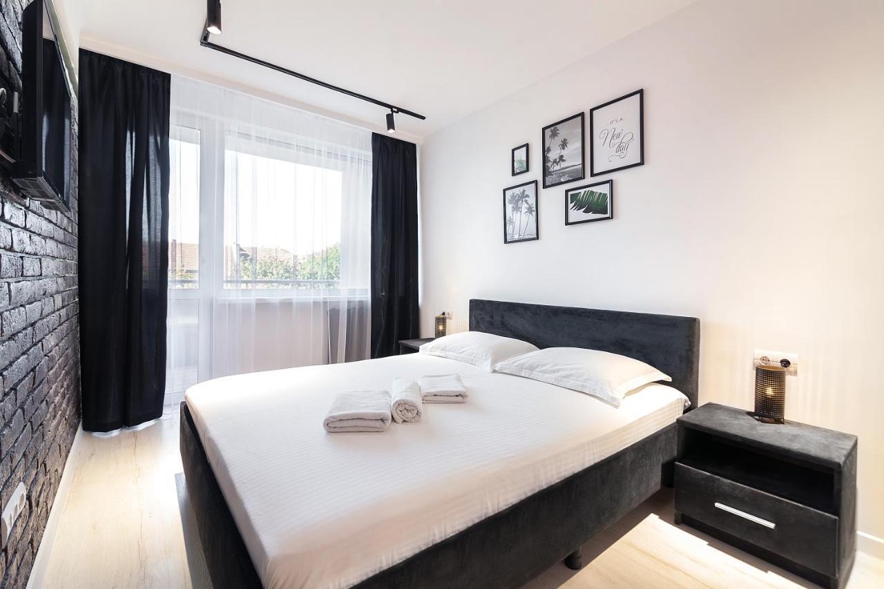 Leogrand Apartments On Svobody Avenue 6-8 Liov Exterior foto
